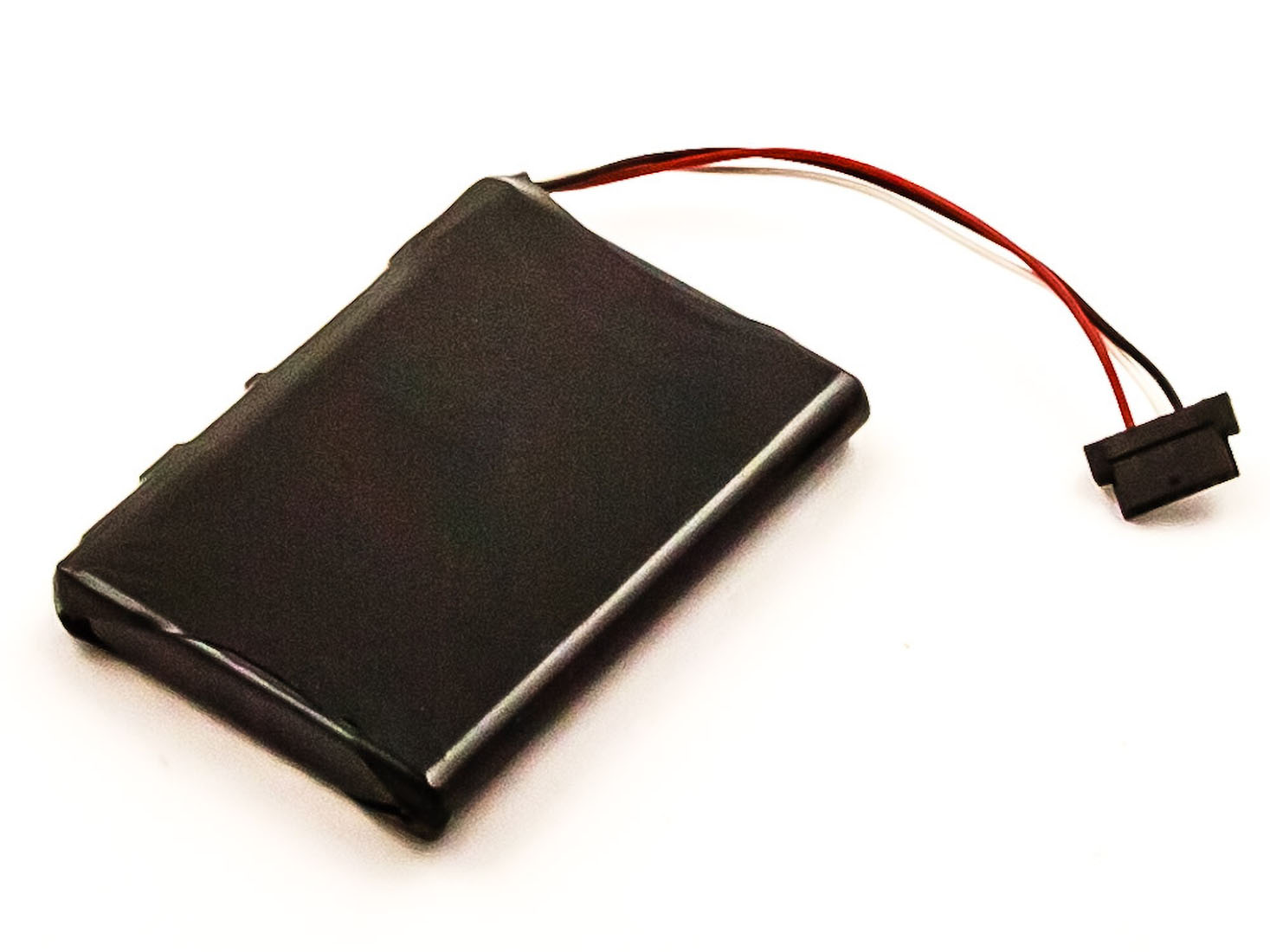 Ein schwarzer rechteckiger Akku mit Drähten und einem Stecker.
