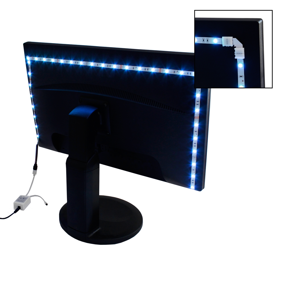Rückseite eines Monitors mit angebrachten LED-Streifen. Helles blaues Licht.