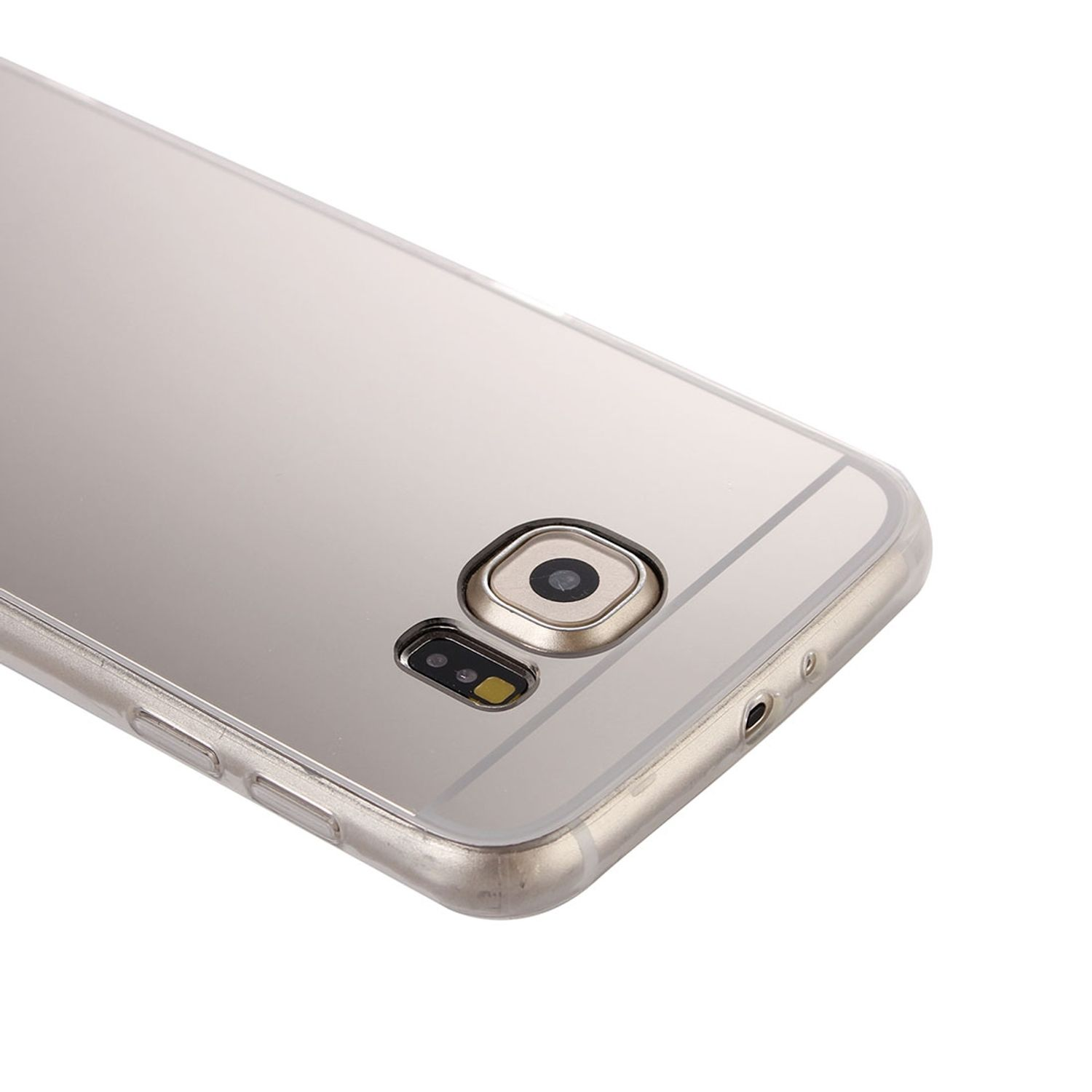 Silbernes Telefon, Rückansicht, mit Kamera und transparenter Hülle, auf weißer Oberfläche, Nahaufnahme.