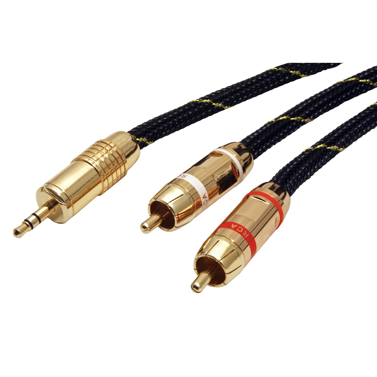 Drei Audiokabel mit Goldsteckern und schwarz geflochtenen Drähten. Weißer Hintergrund.