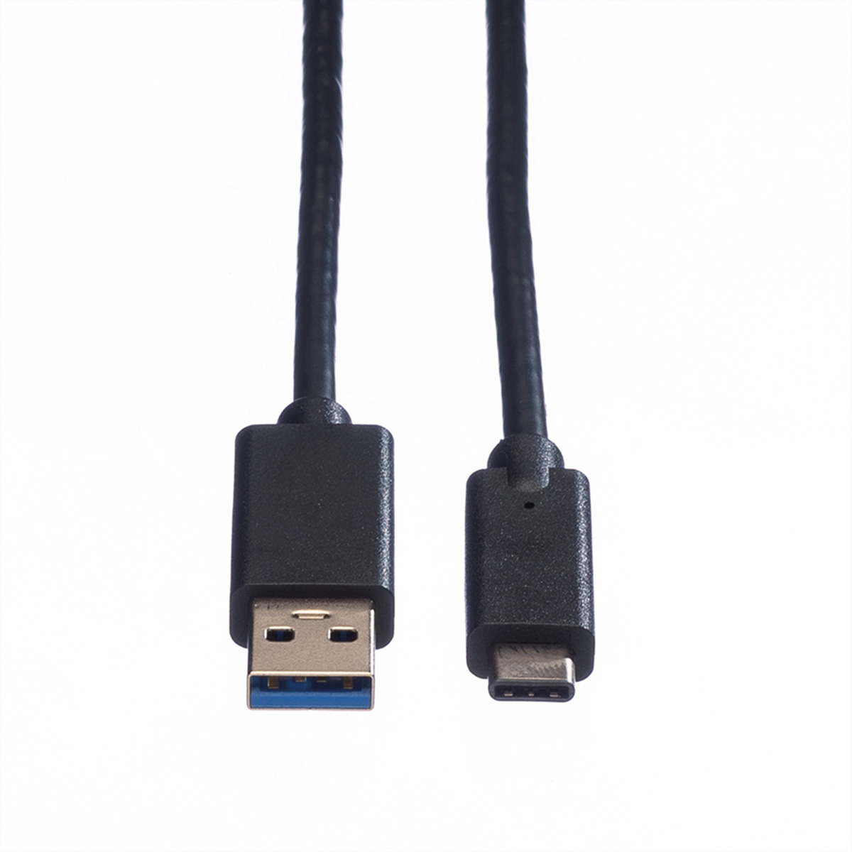 Czarny kabel USB ze złączem USB-A i złączem USB-C na białym tle.