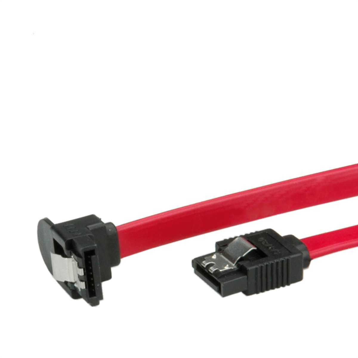 Un câble de données SATA rouge avec des connecteurs noirs, sur fond blanc.