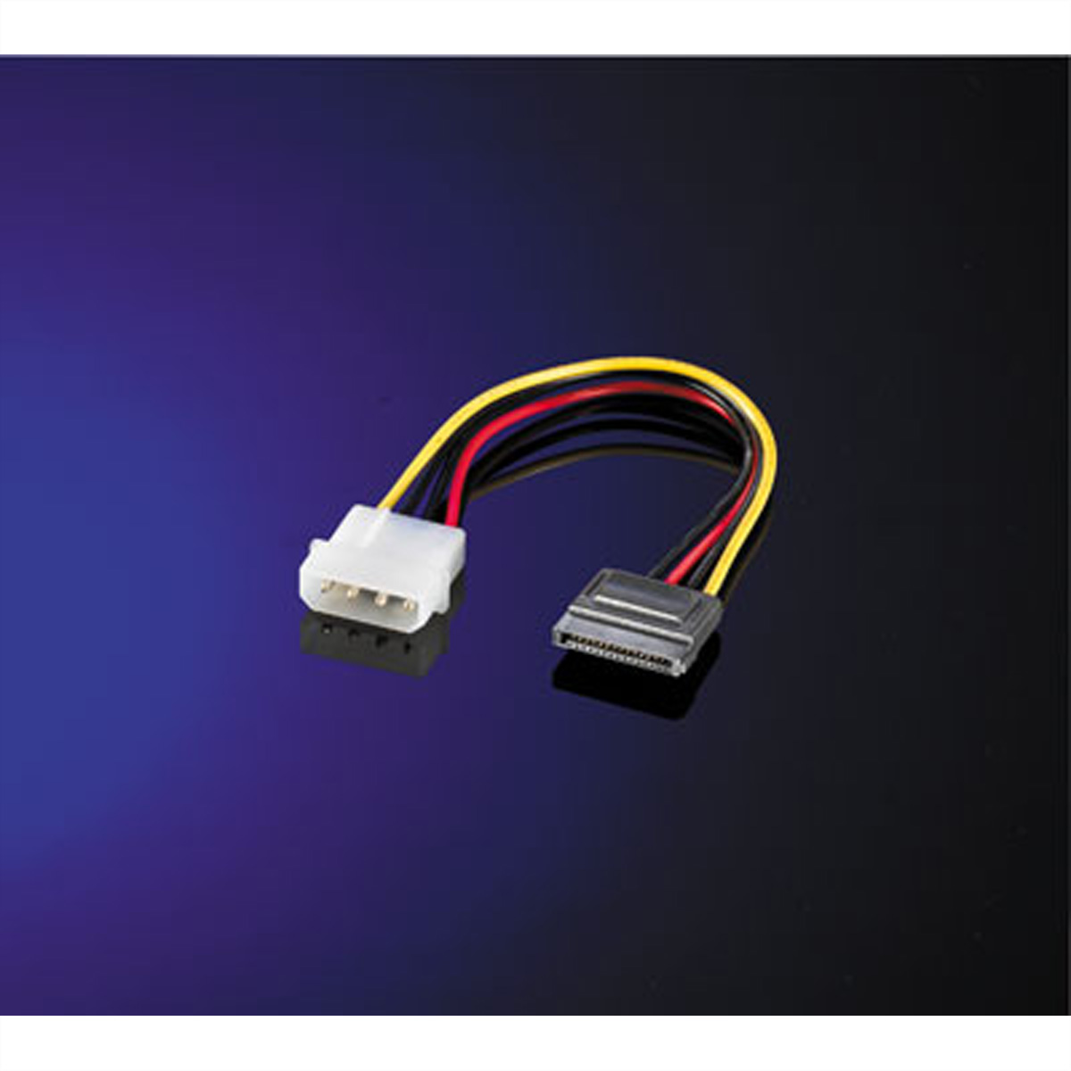 SATA naar Molex adapterkabel met zwarte, gele en rode draden.
