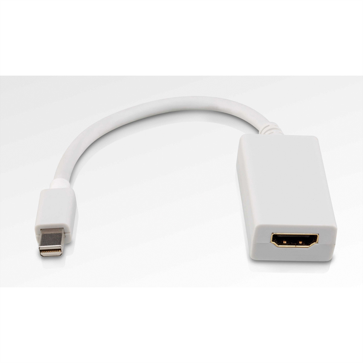 Witte adapter met USB-C- en HDMI-connectoren. Witte achtergrond.
