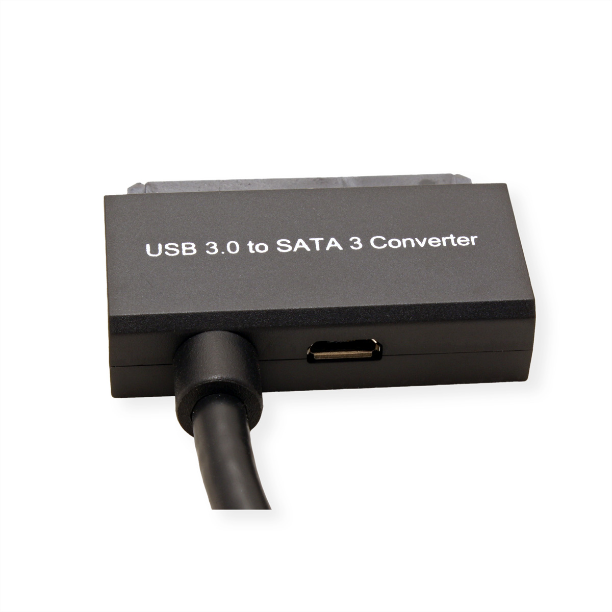 Schwarzer USB 3.0-zu-SATA 3-Konverter. Weißer Hintergrund.