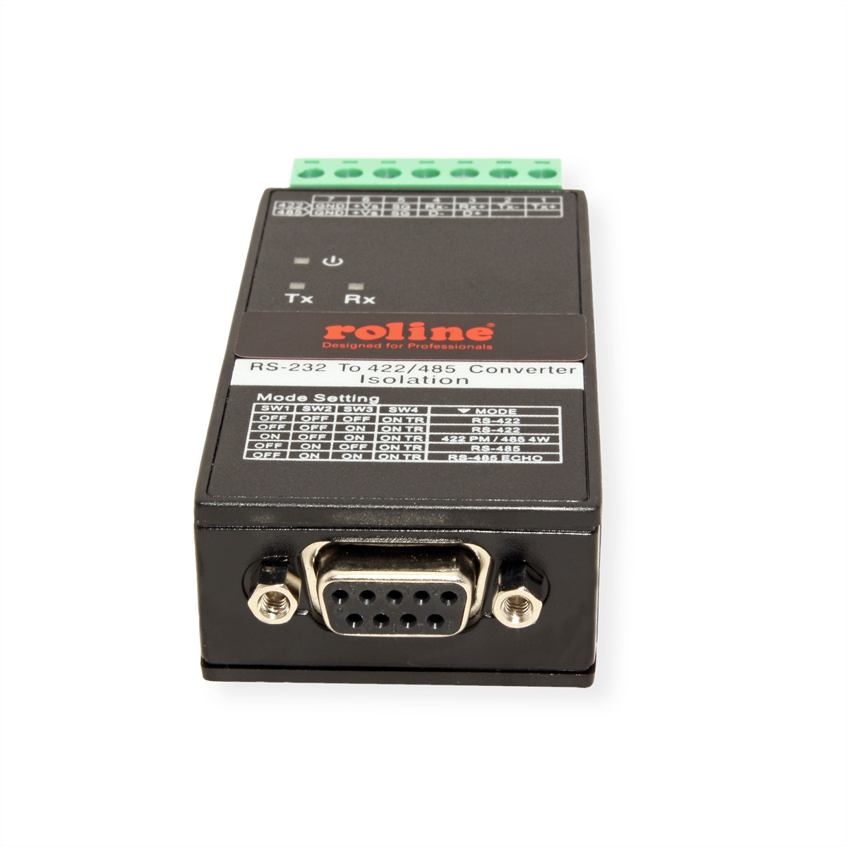 Convertisseur noir RS-232 vers 422/485. Possède des ports, des étiquettes et des paramètres de mode.