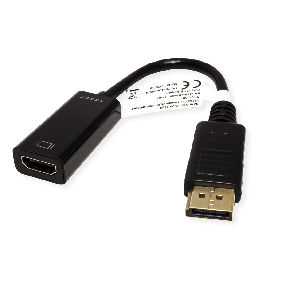 Czarny kabel adaptera HDMI na DisplayPort, białe tło.