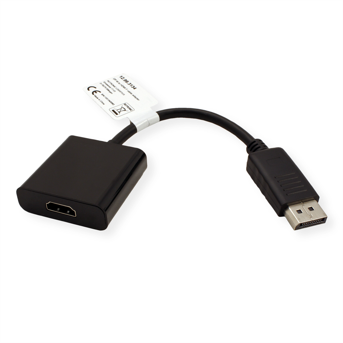 Schwarzer HDMI-zu-DisplayPort-Adapter mit angebrachtem Etikett. Weißer Hintergrund.