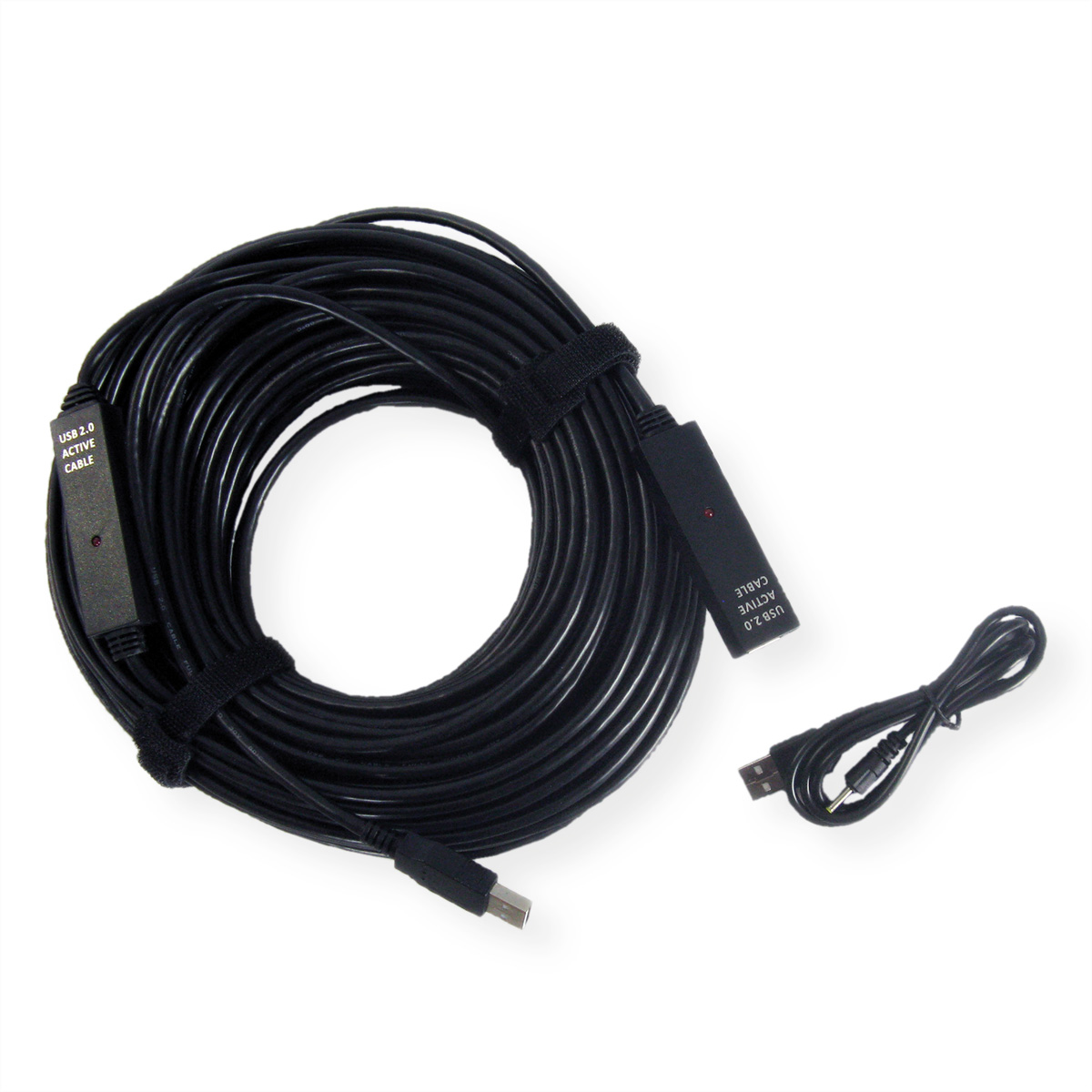 Câble d'extension USB noir, enroulé, avec deux connecteurs et boîtier de câble USB actif.