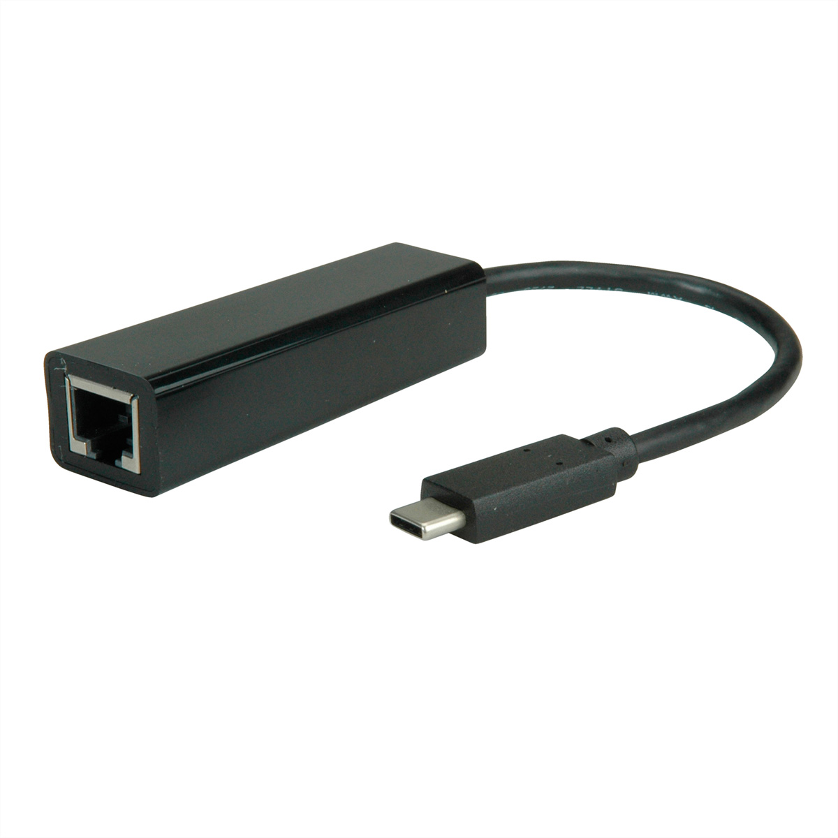 Zwarte USB-C naar Ethernet adapter met een zwarte kabel. Witte achtergrond.