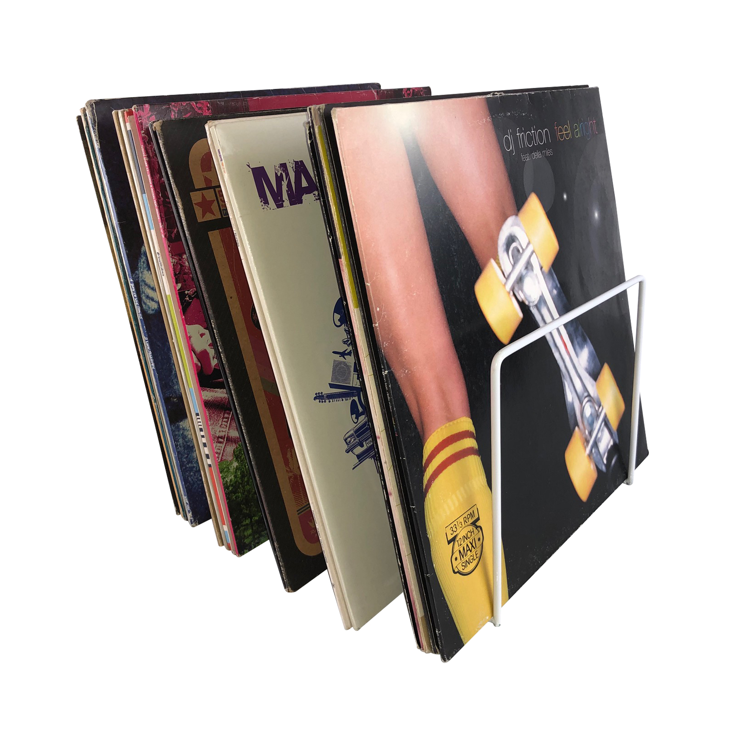 Ein weißer Vinyl-Schallplattenhalter mit sieben Schallplatten darin. Die Platten lehnen sich.