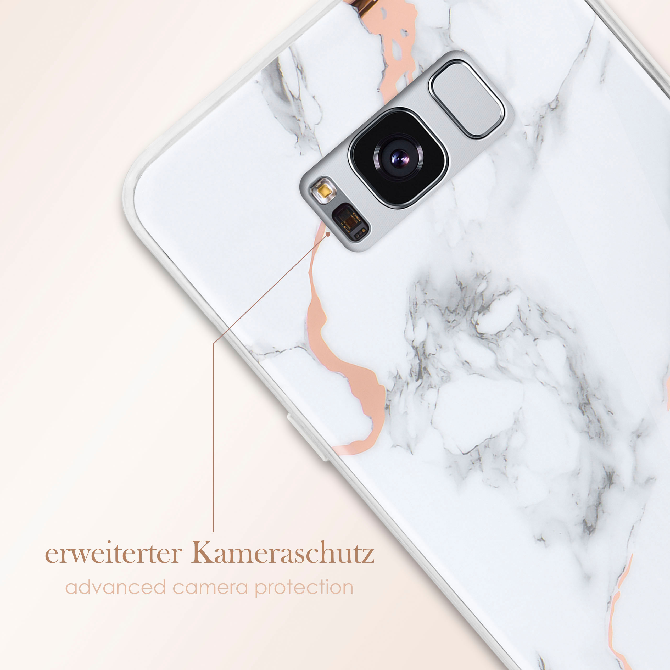 Nahaufnahme einer Handyhülle mit Marmordesign und den Worten 'erweiterter Kameraschutz'.