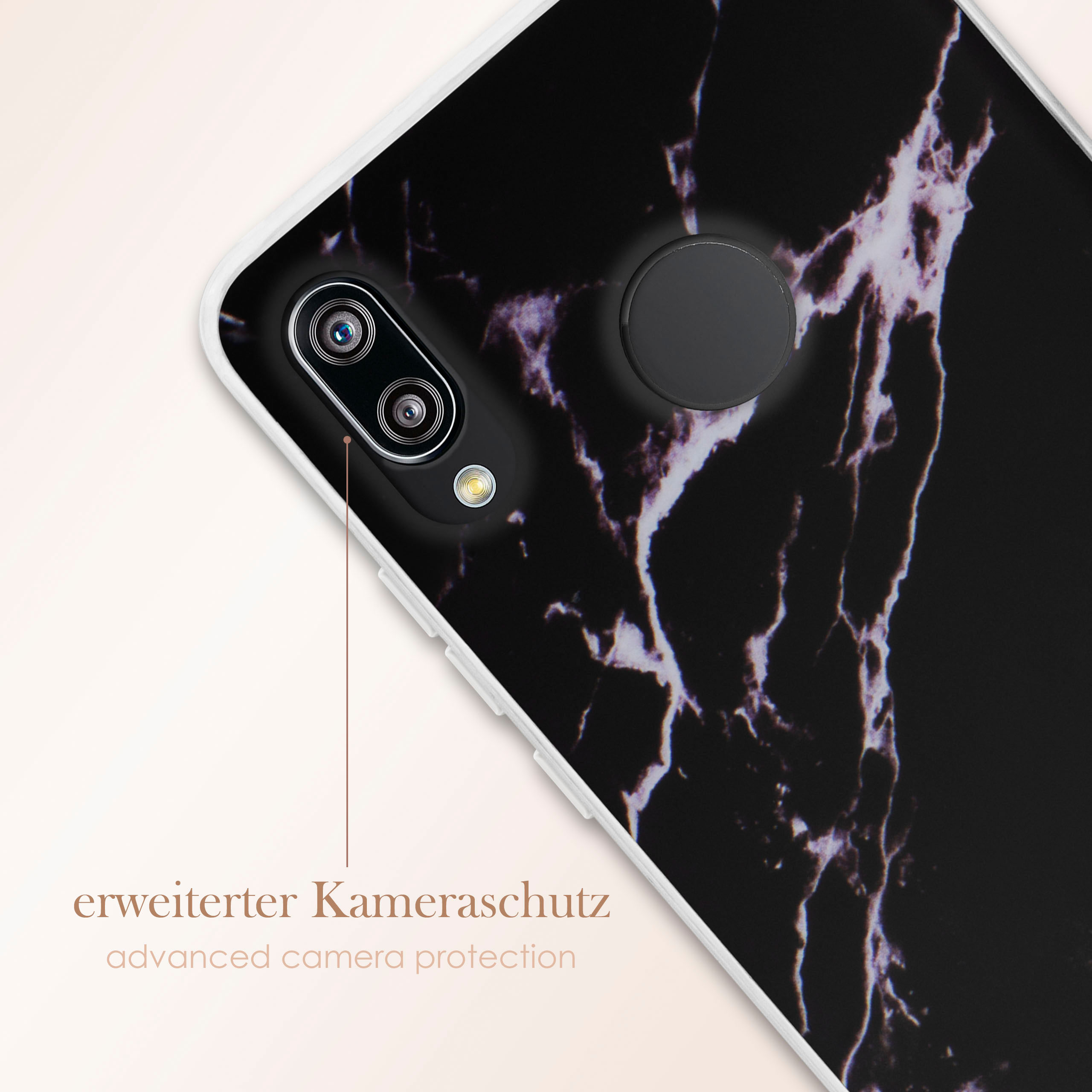 Handyhülle mit schwarzem Marmordesign. Am unteren Rand steht erweiterter Kameraschutz.
