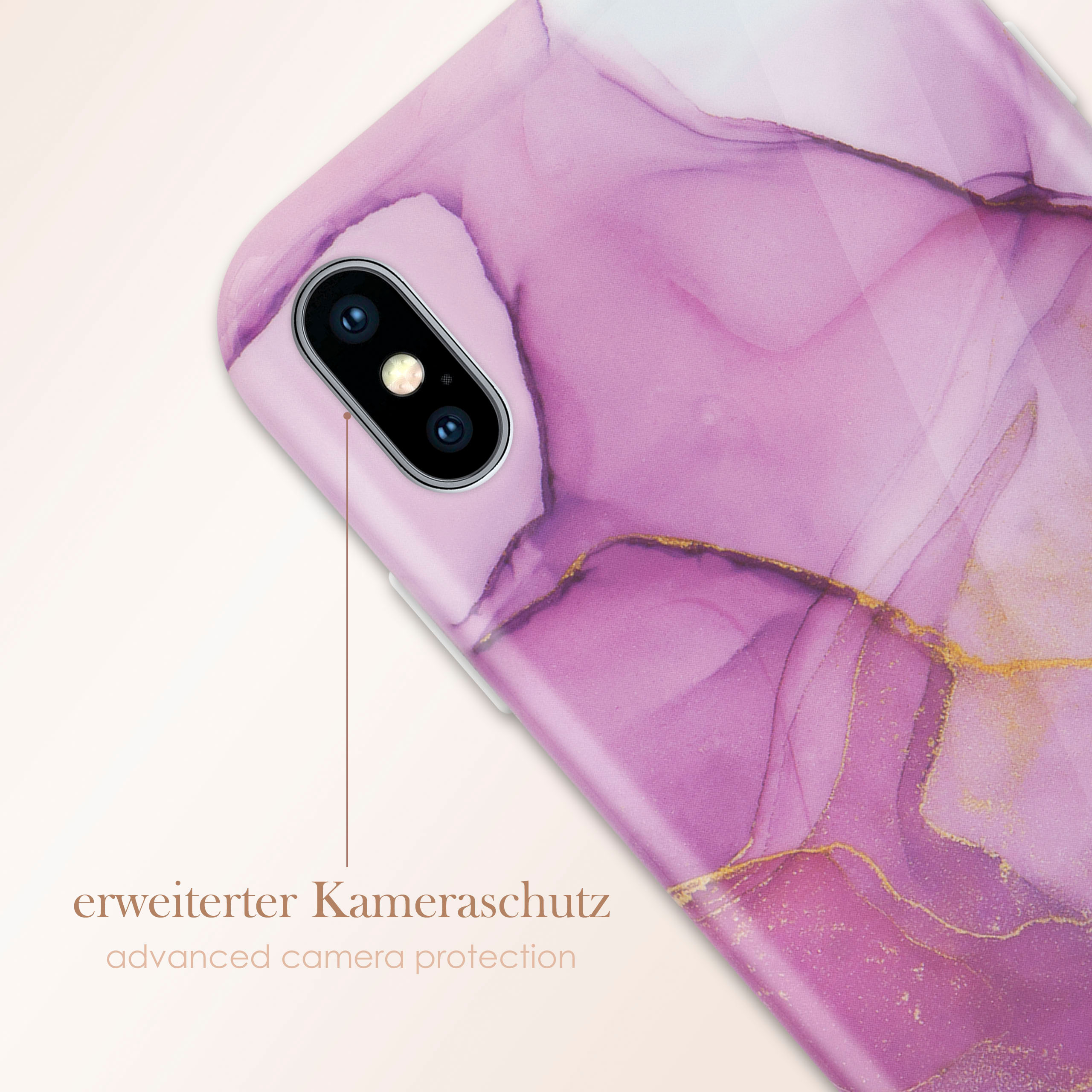 Nahaufnahme einer lila Marmor-Handyhülle mit Kameralinsen. Text: "erweiterter Kameraschutz".