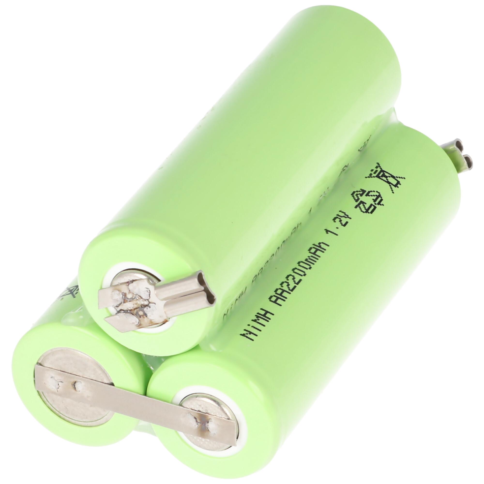 Drei grüne AA-Batterien gestapelt. Die Batterien haben silberne Anschlüsse und Etiketten.