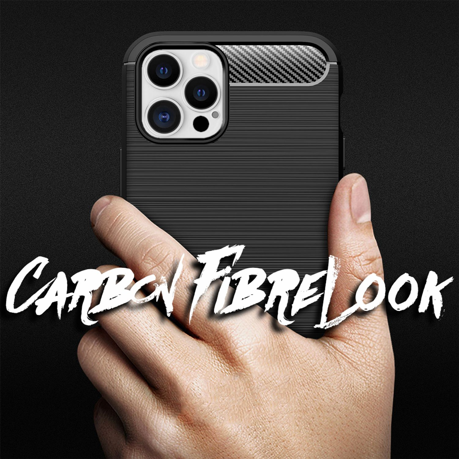 Mano sosteniendo una funda negra con texto de aspecto de fibra de carbono.