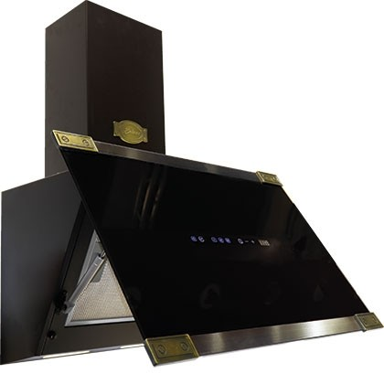 Campana extractora negra con frontal de cristal. Tiene un diseño rectangular. El fondo es blanco.
