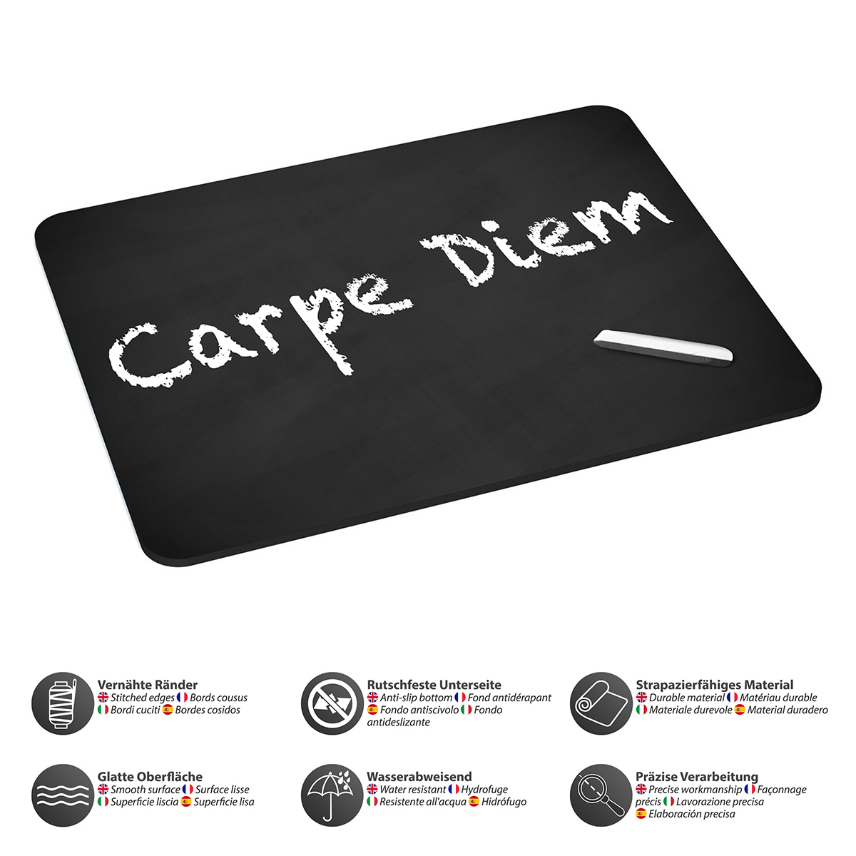 Schwarzes Mousepad mit weißem 'Carpe Diem', daneben ein weißes Kreidestück.