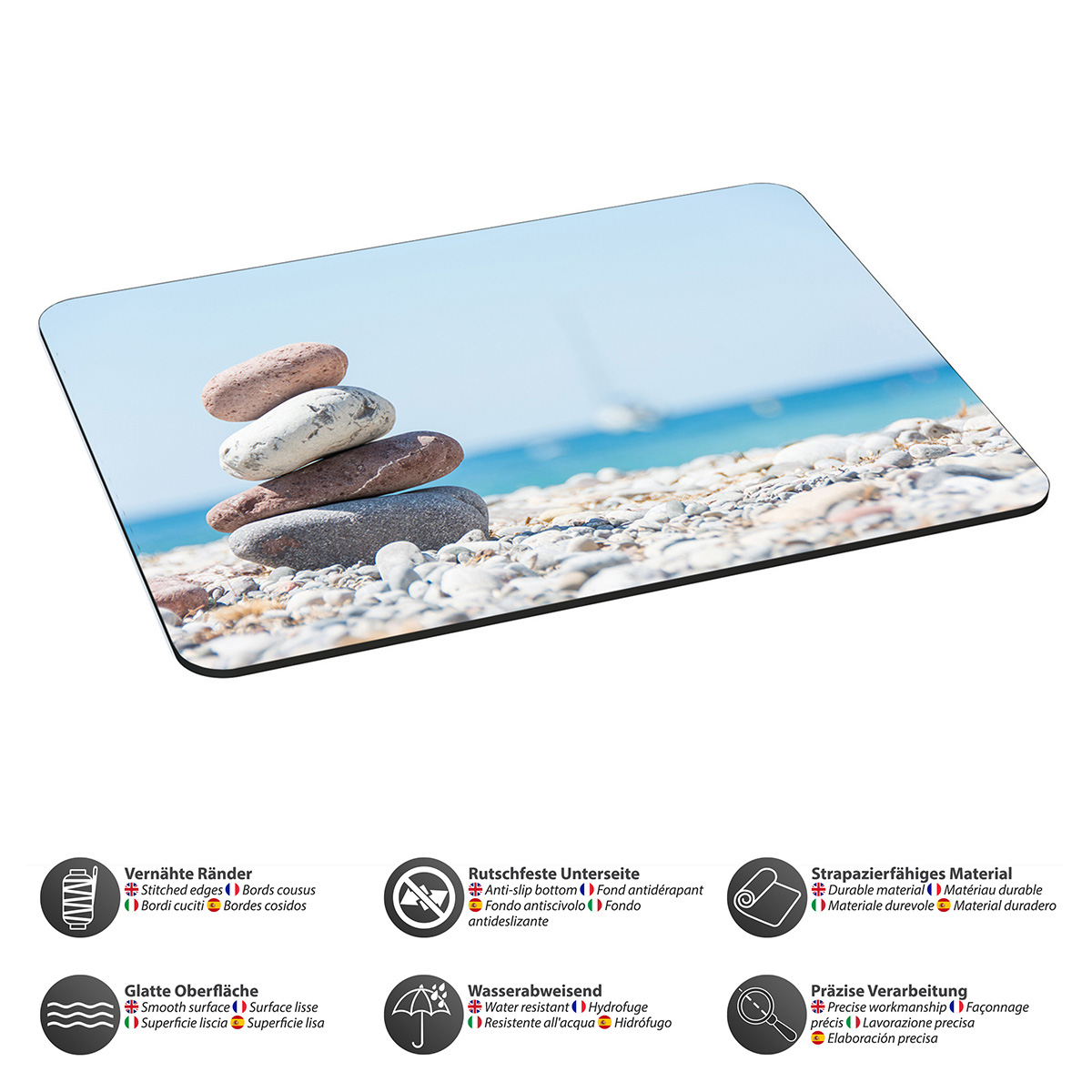 Mauspad mit Strandmotiv mit Steinen. Strand mit Steinen und Wasser.