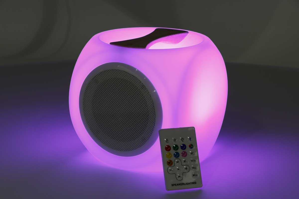 7EVEN Mobiler Outdoor LED-Lautsprecher sowie Bluetooth, Akku, Farbwechsel Holzgriff, Fernbedienung LED-Lautsprecher mit