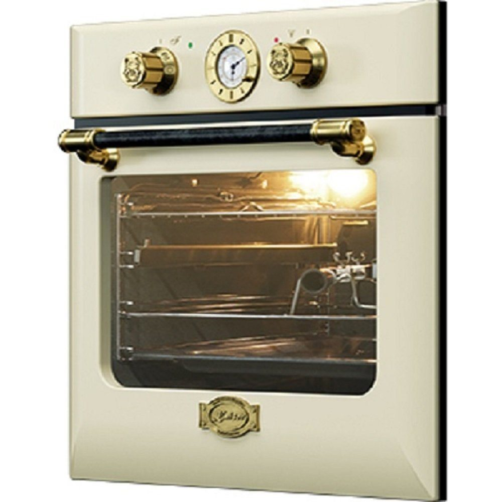 Cremefarbener Ofen mit Messingknöpfen und Uhr. Schwarzer Griff und Glastür.