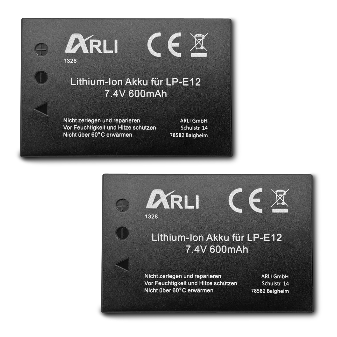 Zwei schwarze Batterien mit weißem Text. Das Produkt ist ein Lithium-Ionen-Akku.