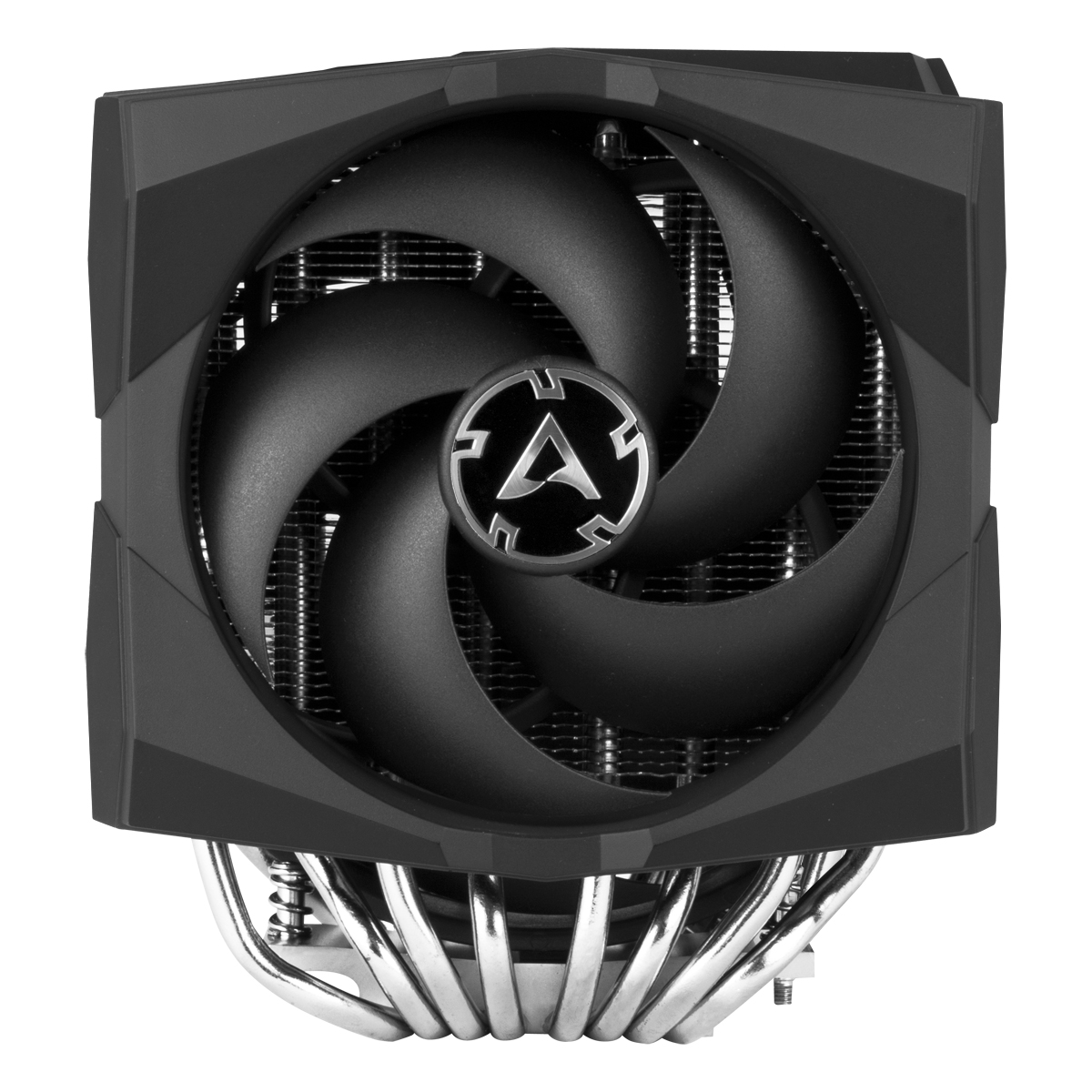 Schwarzer Computerlüfter mit großen Flügeln und zentralem Logo. Silberner Kühlkörper sichtbar. Weißer Hintergrund.