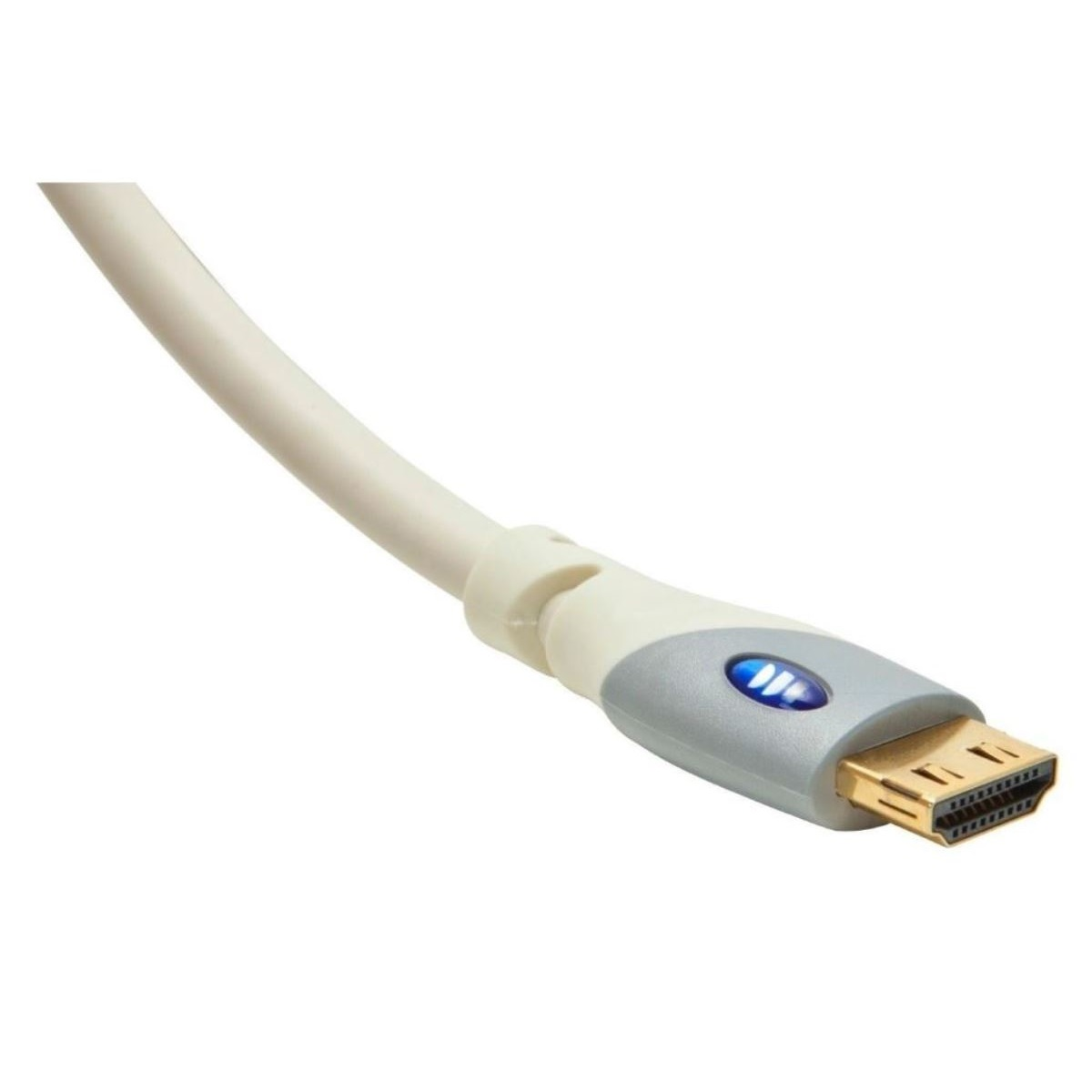 Weißes HDMI-Kabel mit grauen und blauen Akzenten, goldener Stecker. Isoliert auf weißem Hintergrund.