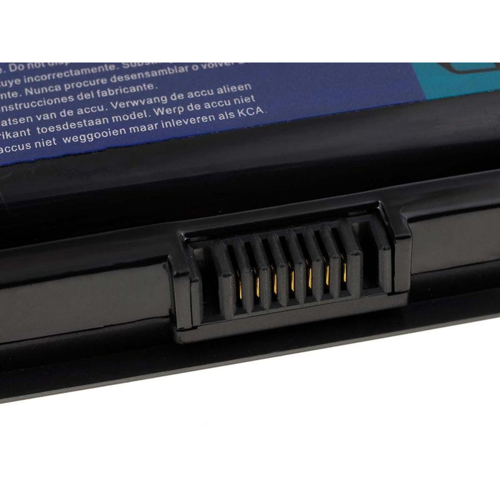Primer plano del conector de una batería de portátil.