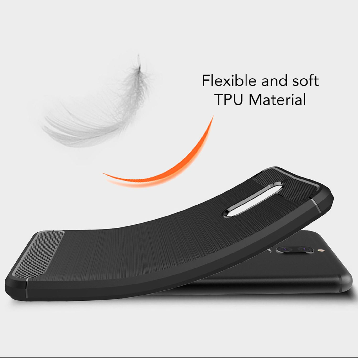 Eine schwarze Handyhülle, die sich biegt, um das flexible TPU-Material zu zeigen.
