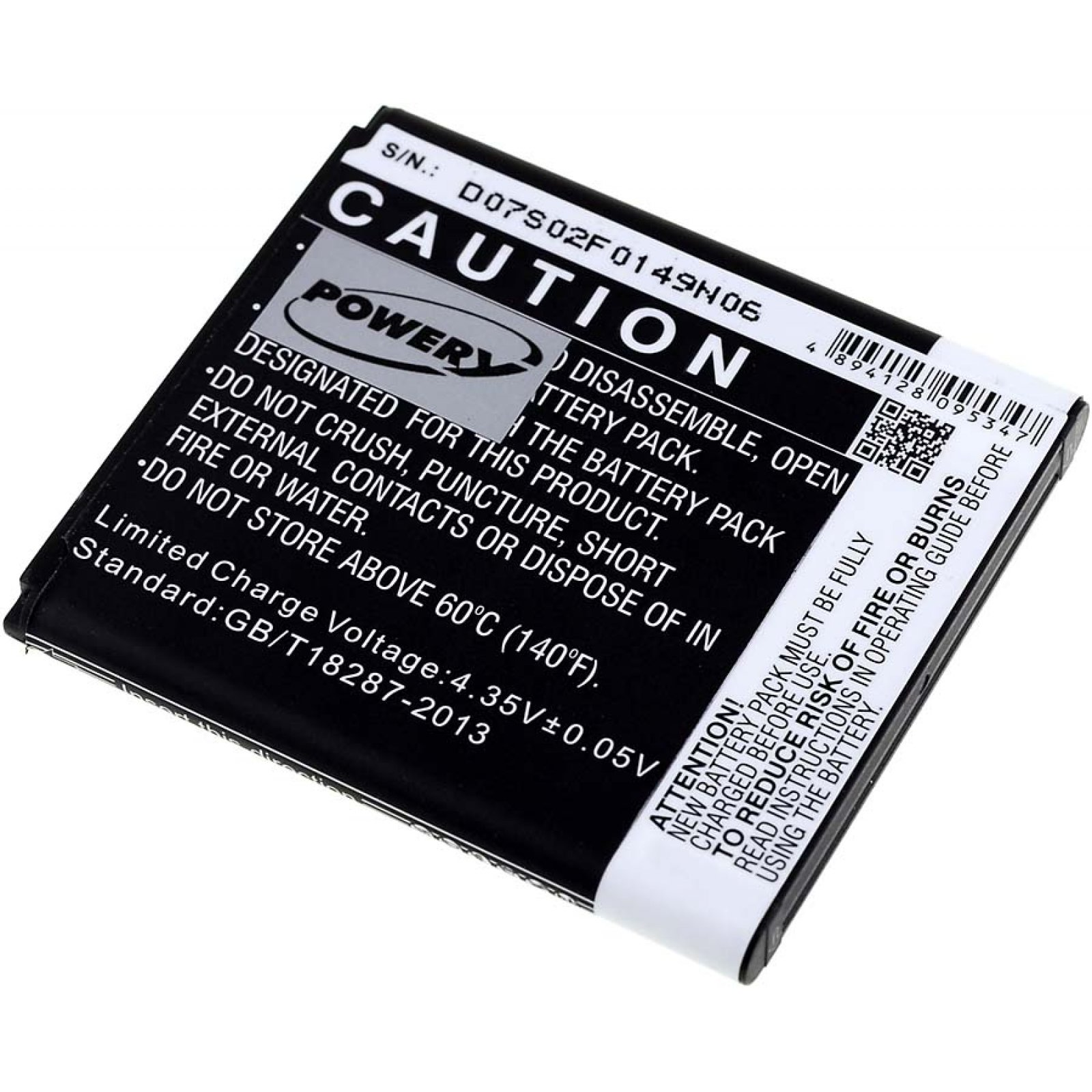 Batería negra con etiquetas de advertencia. Texto blanco sobre fondo negro. Código QR y número de serie.