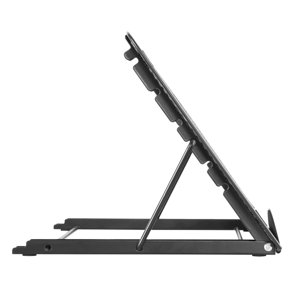 Schwarzer Laptop-Ständer, Seitenansicht. Es ist ein metallischer Ständer mit einer geneigten Oberfläche. Weißer Hintergrund.