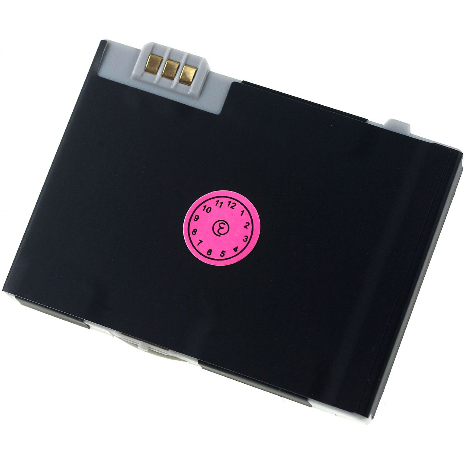 Batería rectangular negra con pegatina rosa. La batería tiene un conector plateado y está en un fondo blanco.