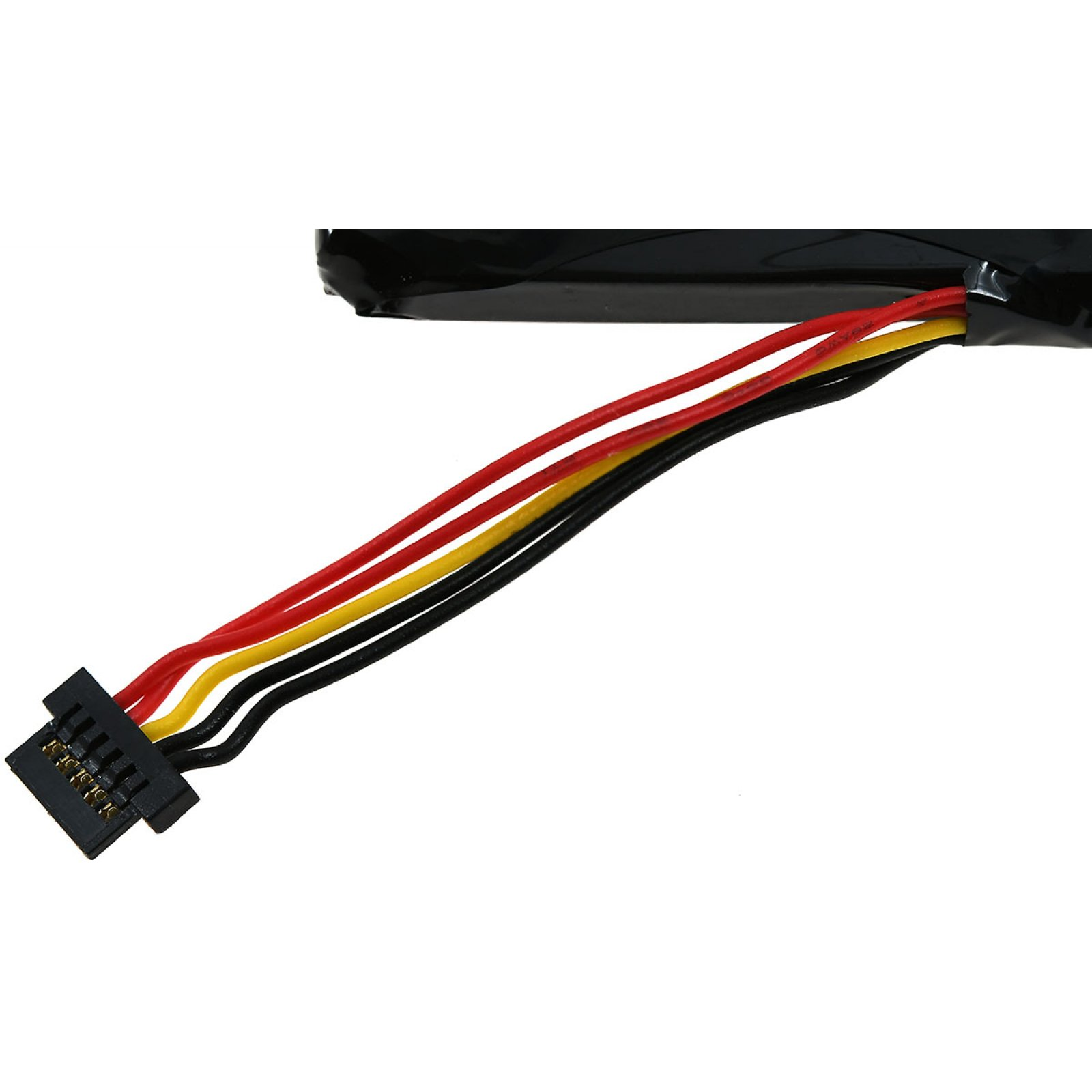 Primer plano de cables multicolores conectados a un conector negro sobre fondo blanco.