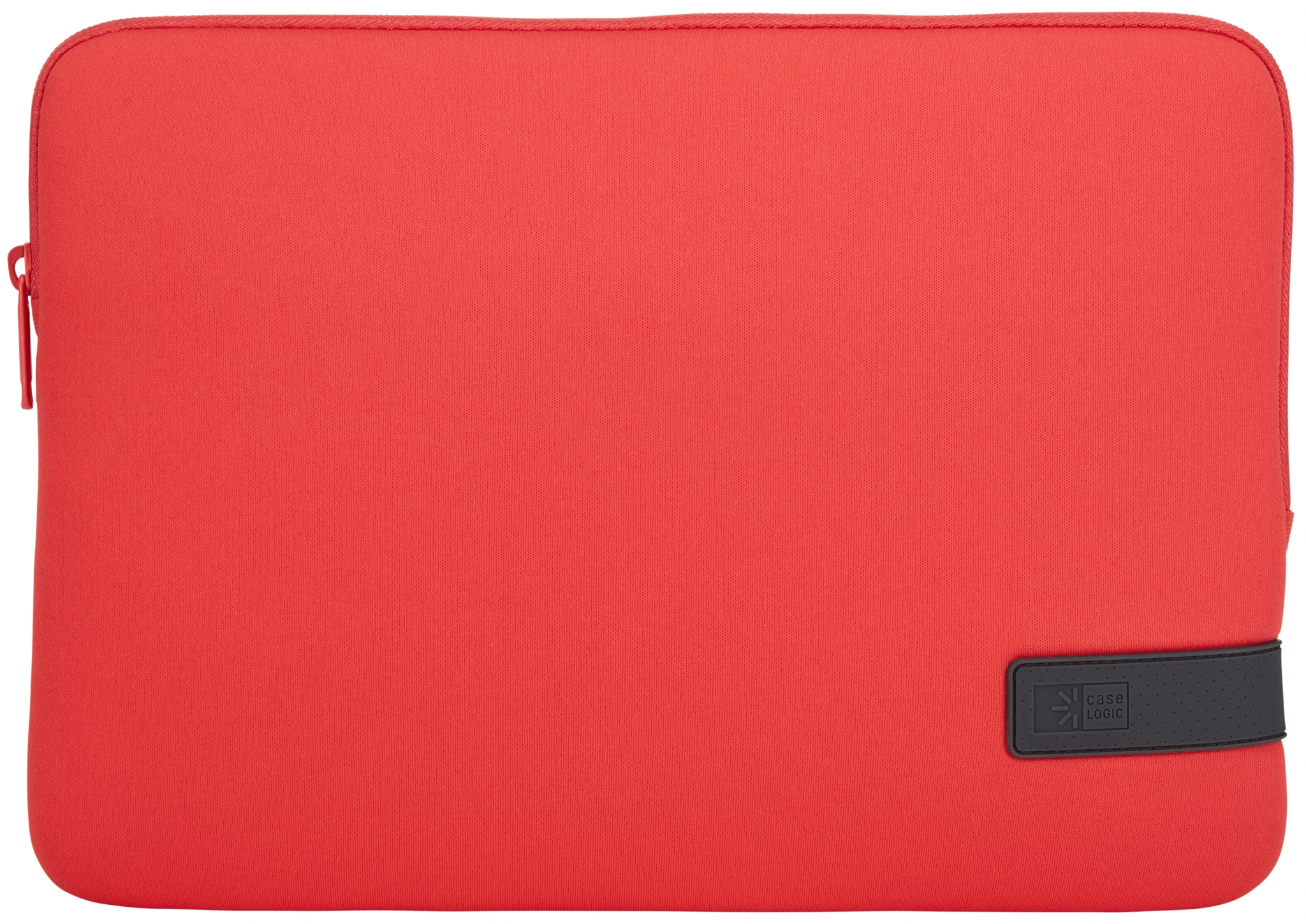 Eine rote Laptoptasche mit Reißverschluss und einem schwarzen Case Logic-Etikett in der unteren rechten Ecke.