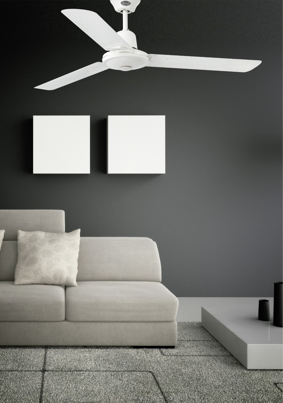 Scatto di interni di un moderno soggiorno con ventilatore a soffitto, divano e decorazioni bianche.