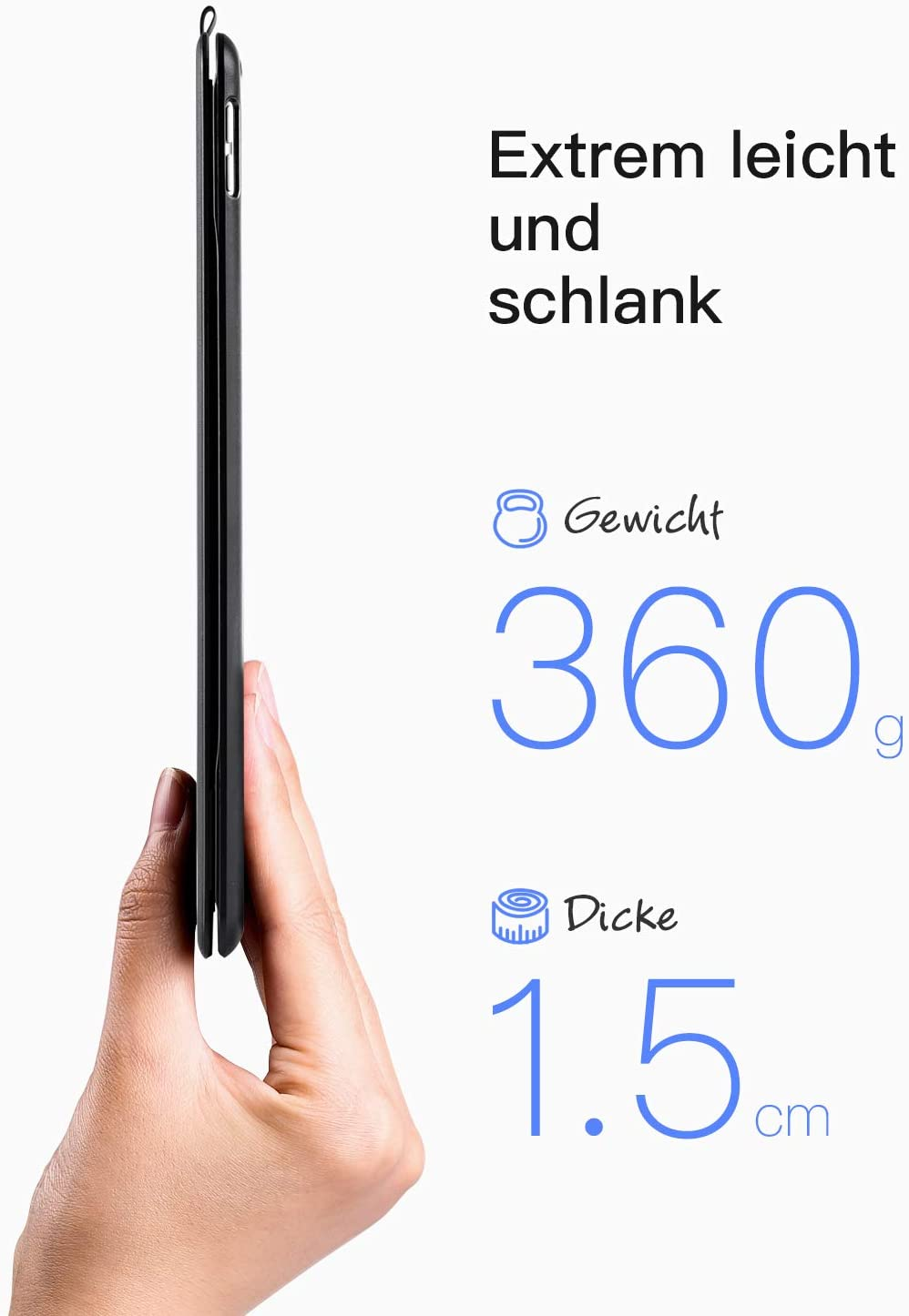 Eine Hand hält eine schwarze Handyhülle, die Dicke und Abmessungen zeigt.