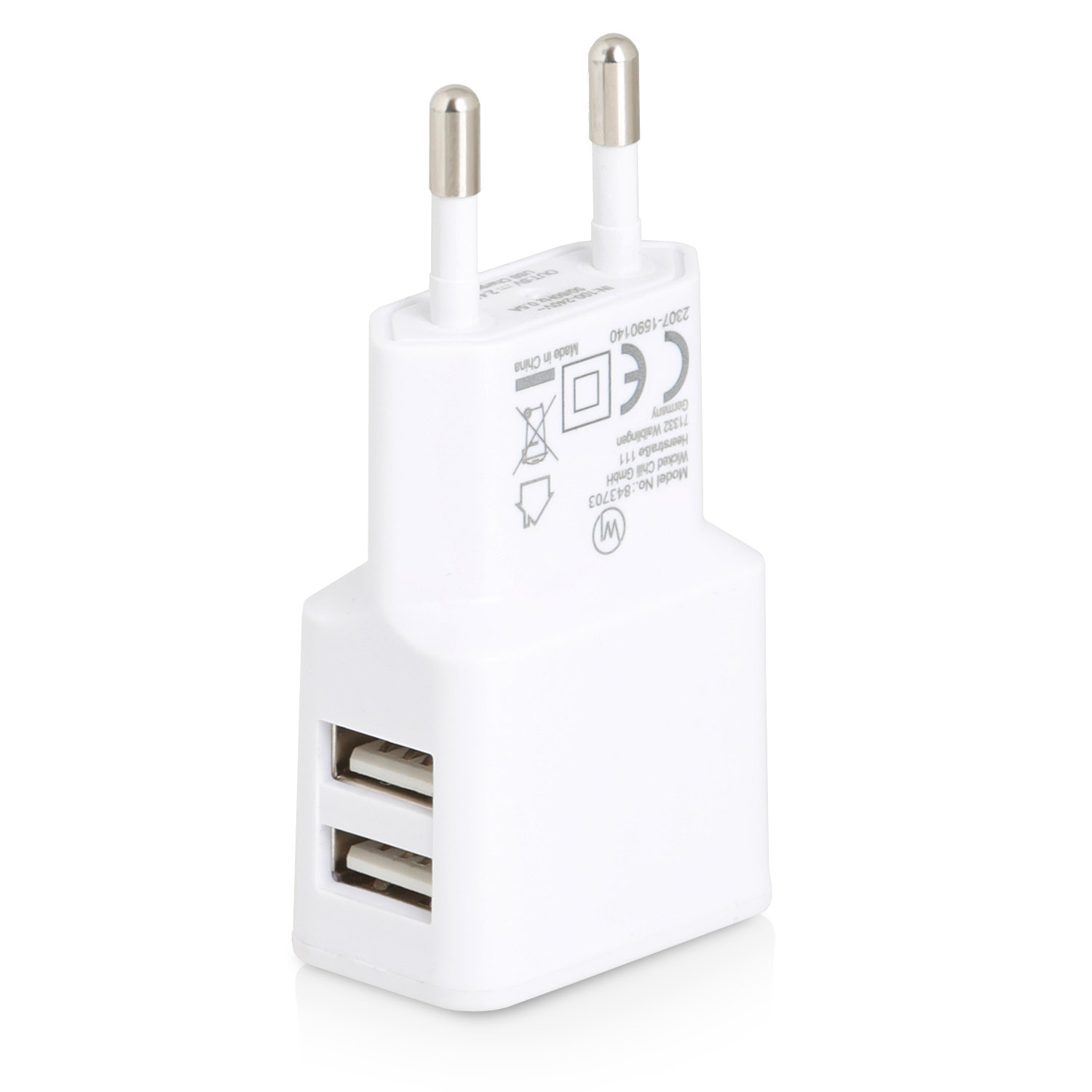 Weißes Telefonladegerät mit zwei USB-Anschlüssen und zwei silbernen Stiften.