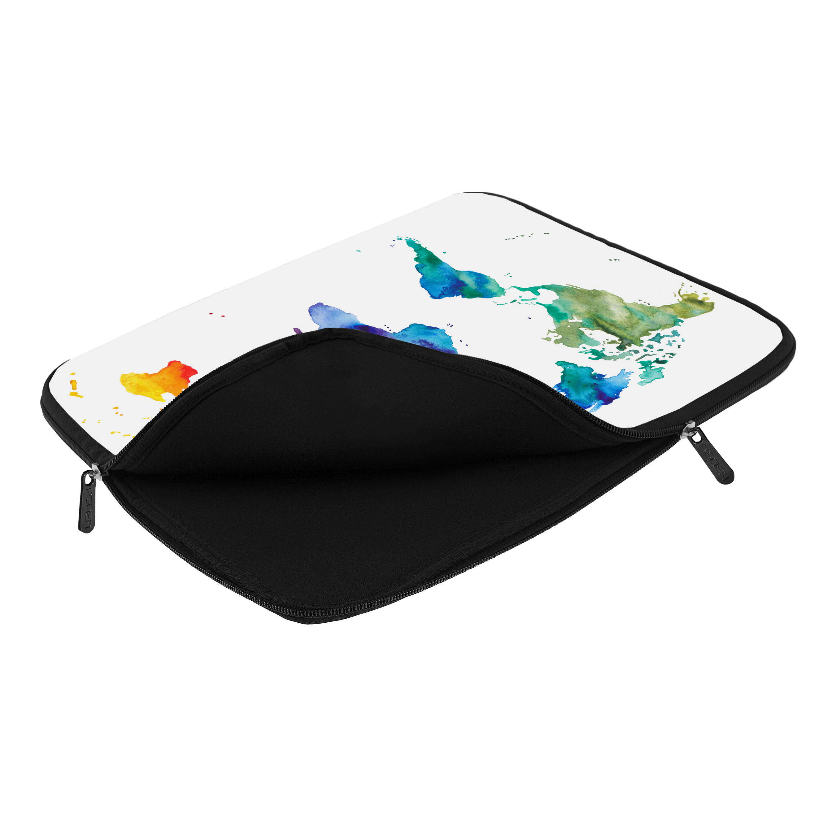 Laptop-Hülle mit Aquarell-Weltkarte und schwarzem Innenraum, offen auf weißer Oberfläche.
