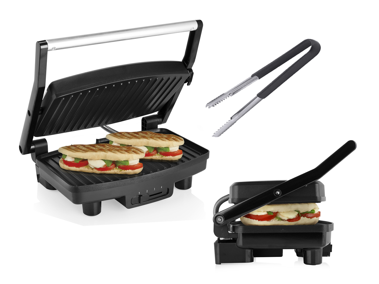 Sandwichpresse mit zwei Sandwiches. Zangen auf der rechten Seite. Weißer Hintergrund.
