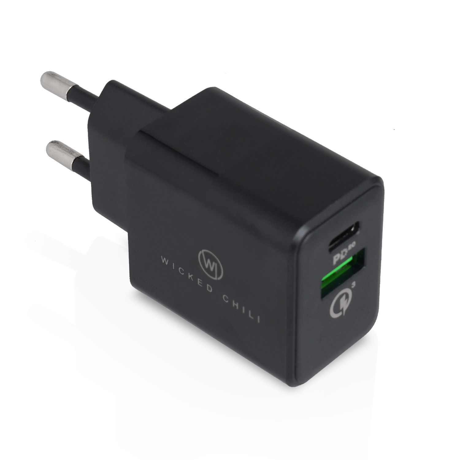 Schwarzes Wicked Chili Ladegerät mit zwei Stiften und USB-C Anschluss.