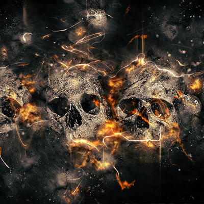 Drei Schädel mit Flammeneffekten und dunklem Hintergrund.