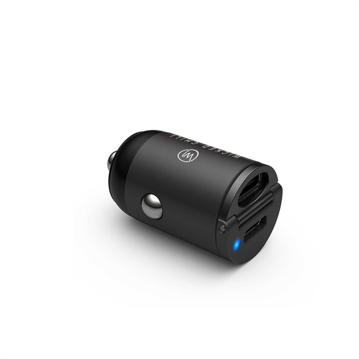 Schwarzes Wicked Chili Autoladegerät mit zwei USB-Anschlüssen und einer blauen Leuchtanzeige.