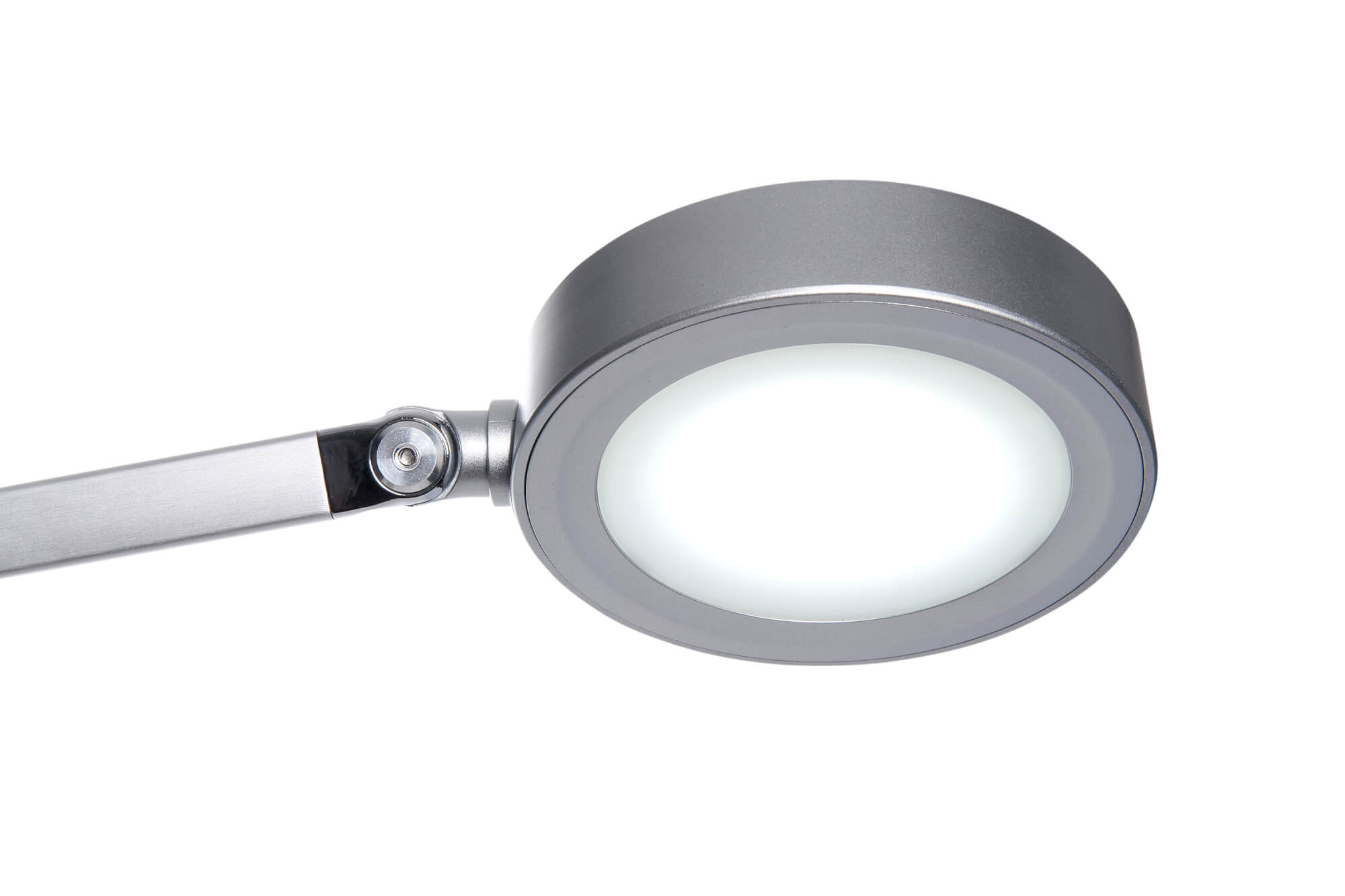 Una lampada da scrivania argentata con luce circolare e braccio flessibile.