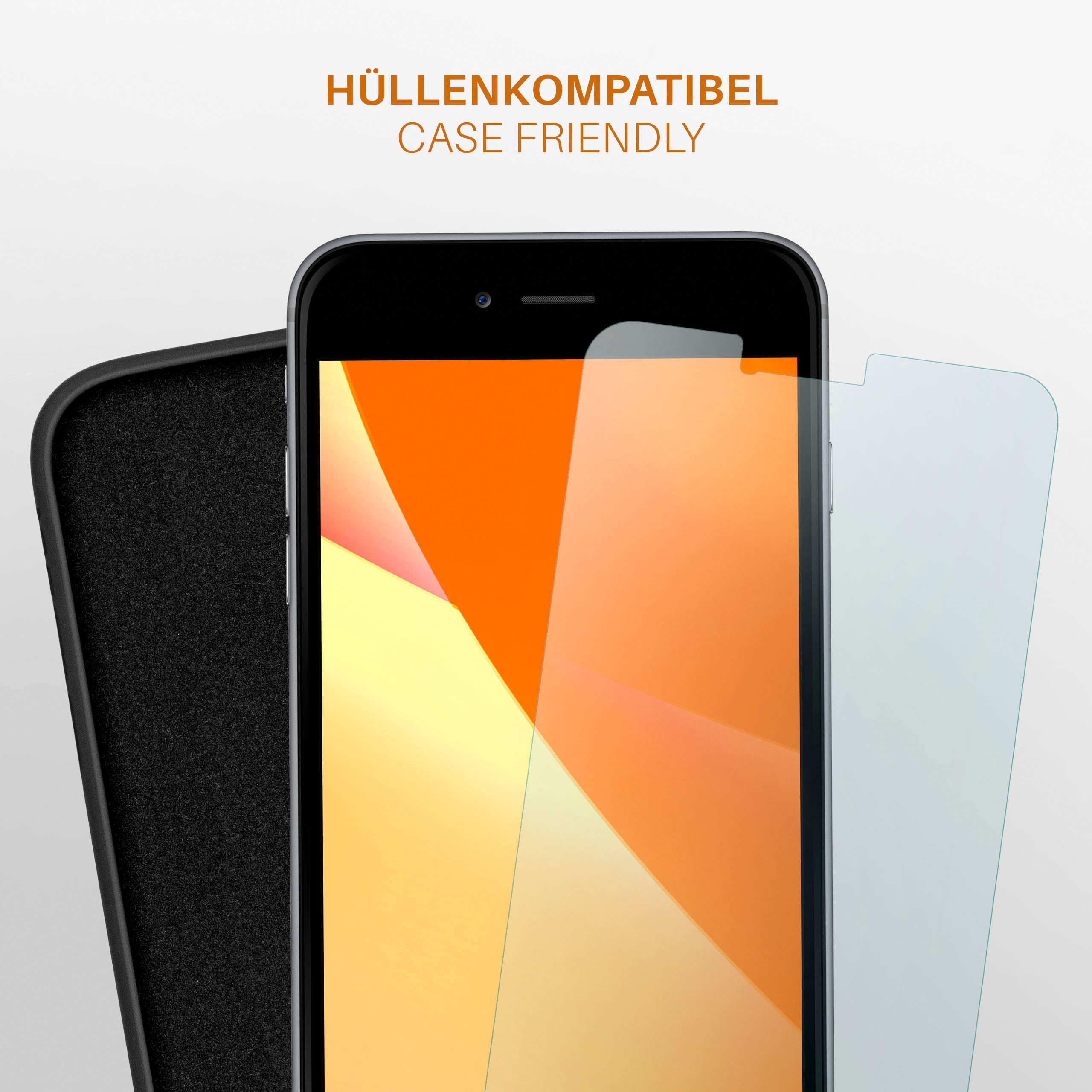 Ein Smartphone mit Displayschutzfolie in einer Hülle. Text: Gehäusefreundlich.