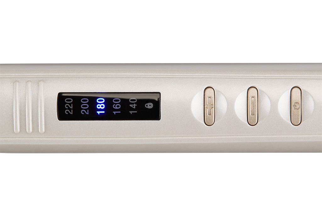 Zbliżenie prostownicy z ustawieniami temperatury i przyciskami.