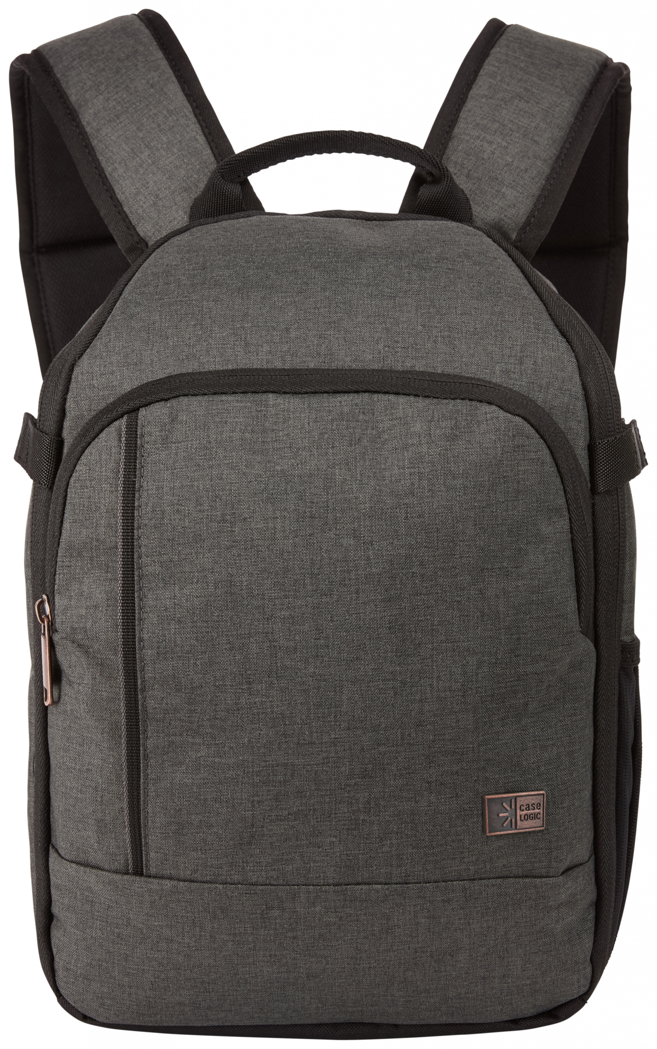 Grauer Rucksack. Vordere Reißverschlusstasche, Case Logic-Logo. Schwarze Riemen und Zierleisten.