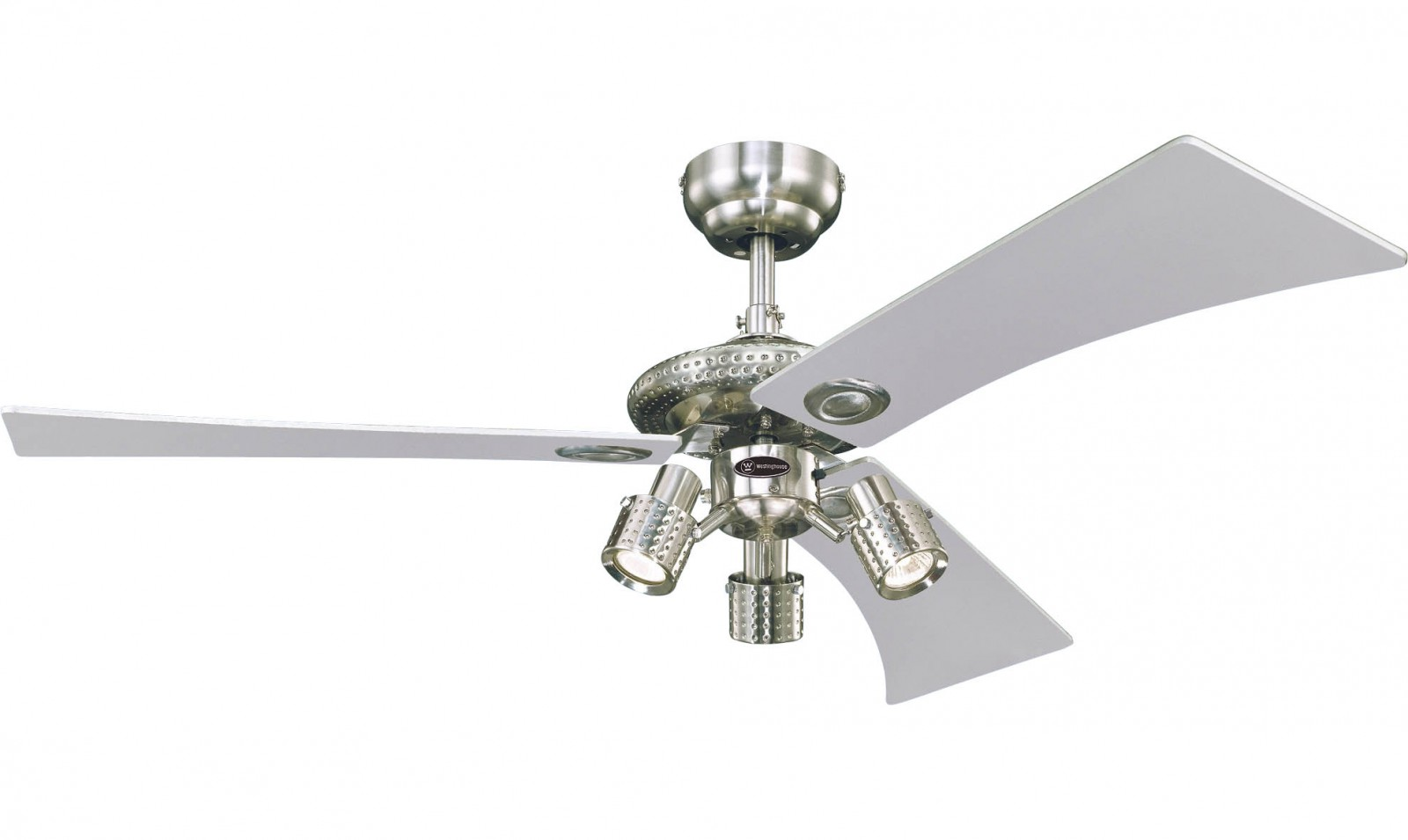 Deckenventilator mit drei Flügeln und drei Strahlern.