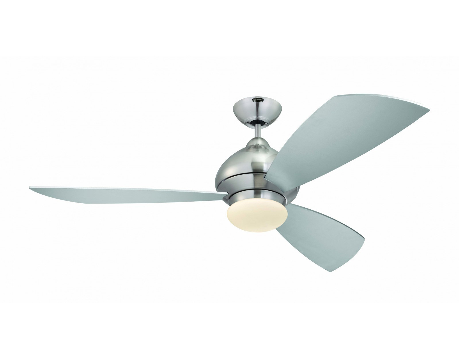 Deckenventilator mit drei hellgrauen Flügeln und einem zentralen Licht, silbernes Finish, weißer Hintergrund.