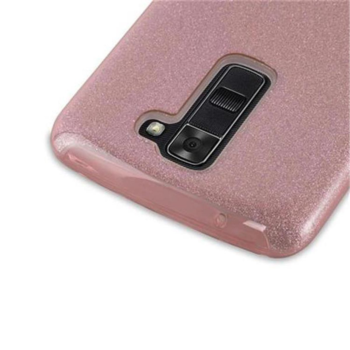 Primer plano de una funda de teléfono rosa brillante con cámara y flash.
